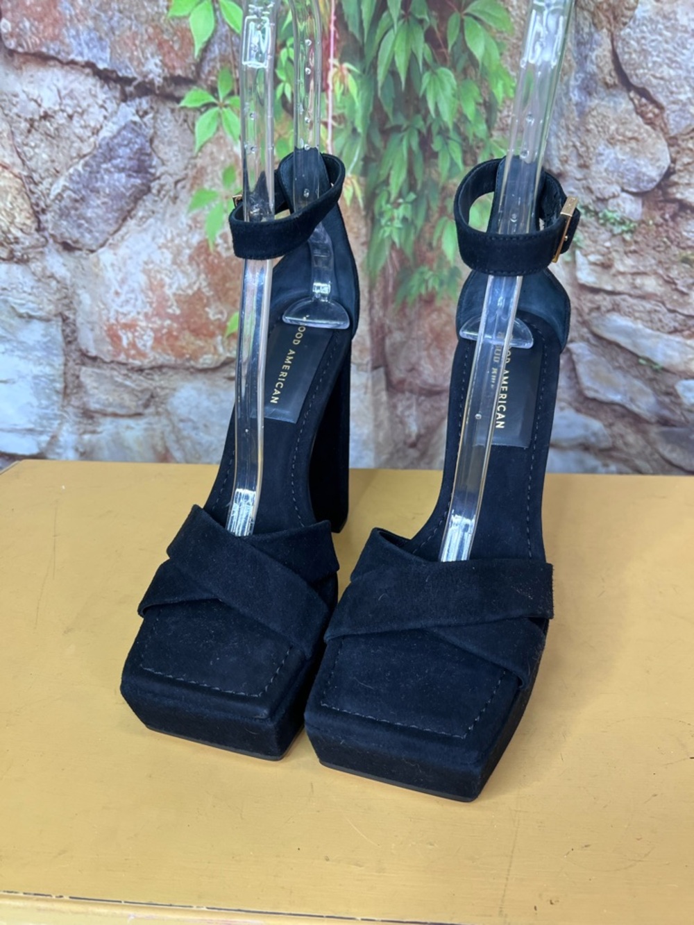 GOOD AMERICAN Chunky Black Suede Ankle Strap Platform Sandals, 9.5 - Picture 5 of 14